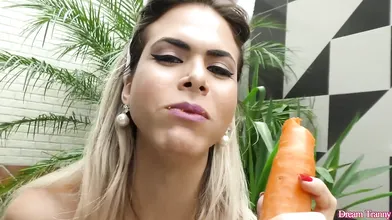 Trans Model Barbara Perez Takes Heavy Machine Session on the Bed